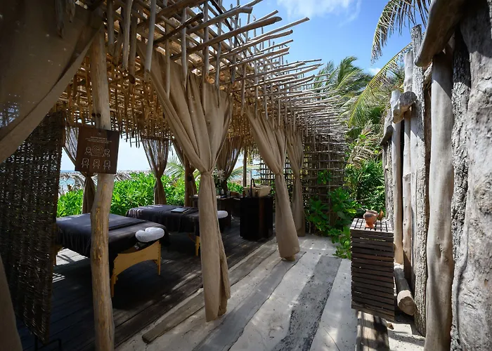 Nomade Temple Hotel 4*