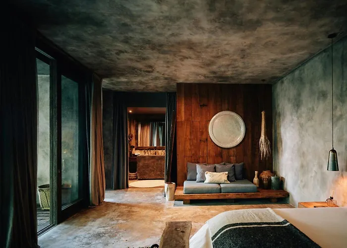 Nomade Temple Hotel