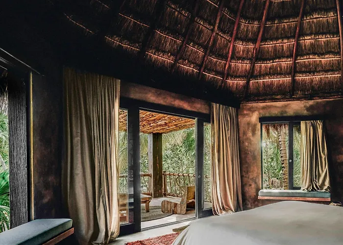 Nomade Temple Hotel 4*