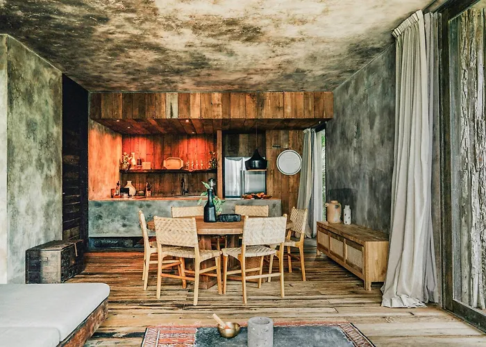 Nomade Temple Hotel