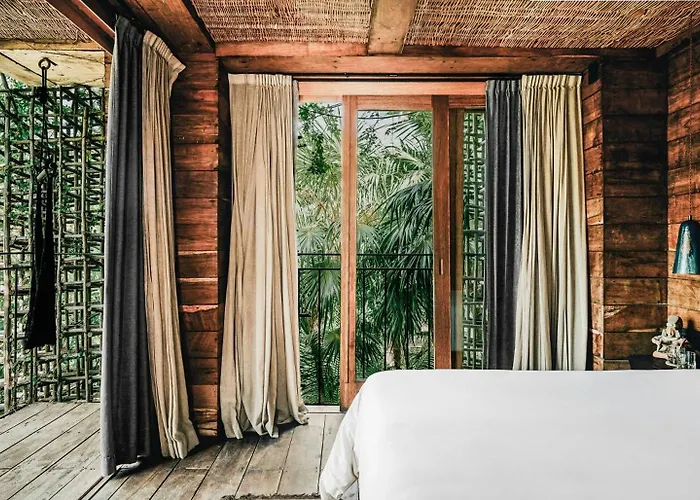 Hotel Nomade Temple Tulum